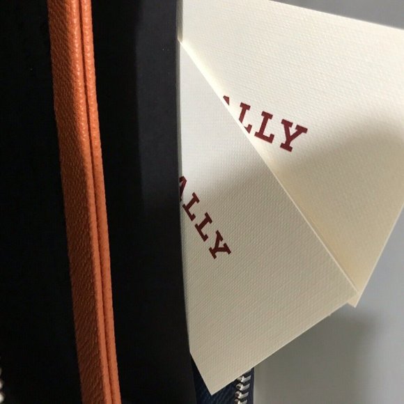 Bally Switzerland luxury & chic  beautiful leather zip wallet NIB$695 - Picture 11 of 11